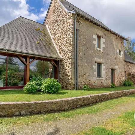 D'hôtes Avec Piscine Et Petit-déjeuner Proche D'angers - Fr-1-622-84 3* Soucelles