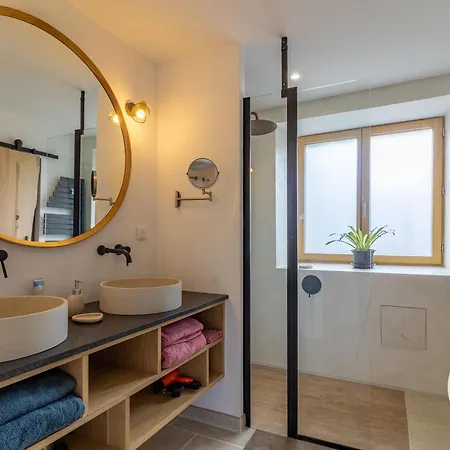 D'hotes Avec Piscine Et Petit-dejeuner Proche D'angers - Fr-1-622-84 * Soucelles