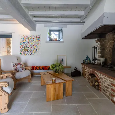 D'hôtes Avec Piscine Et Petit-déjeuner Proche D'angers - Fr-1-622-84 Couette-café