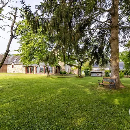 D'hotes Avec Piscine Et Petit-dejeuner Proche D'angers - Fr-1-622-84 فندق مبيت وإفطار