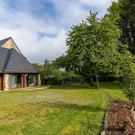 D'hôtes Avec Piscine Et Petit-déjeuner Proche D'angers - Fr-1-622-84 Couette-café 3*