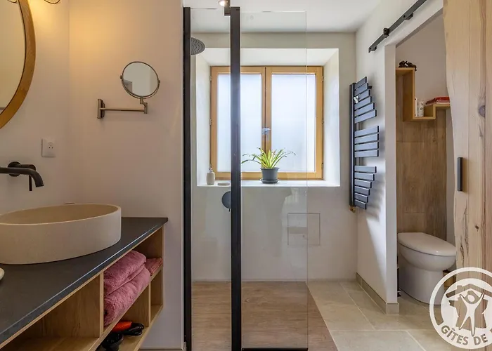 D'hôtes Avec Piscine Et Petit-déjeuner Proche D'angers - Fr-1-622-84 3* Soucelles