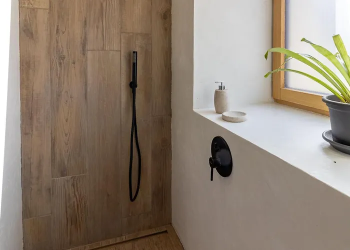 D'hôtes Avec Piscine Et Petit-déjeuner Proche D'angers - Fr-1-622-84 Couette-café 3*