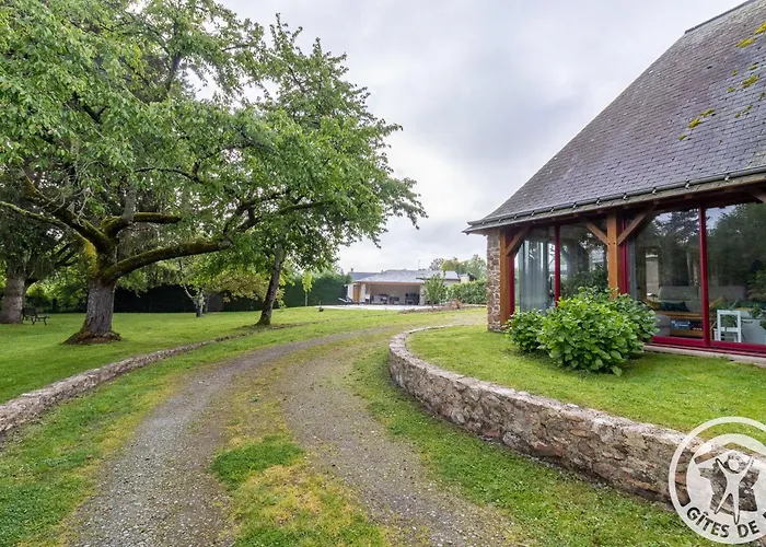 D'hôtes Avec Piscine Et Petit-déjeuner Proche D'angers - Fr-1-622-84