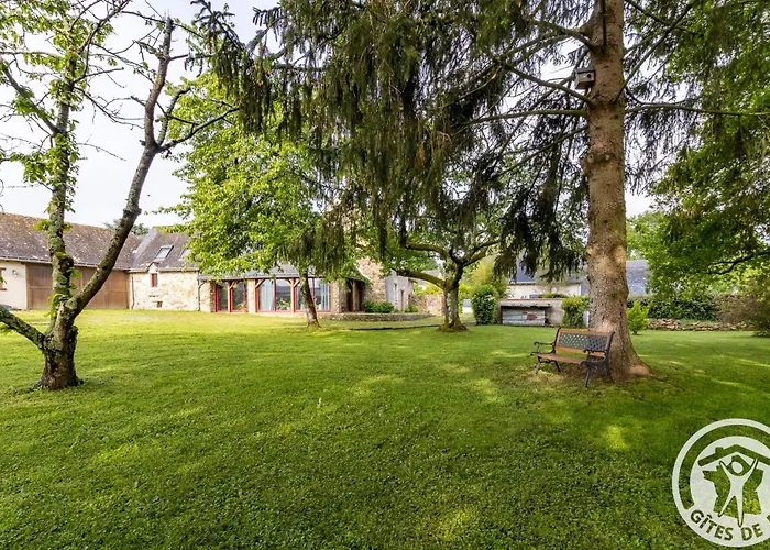 D'hôtes Avec Piscine Et Petit-déjeuner Proche D'angers - Fr-1-622-84 Couette-café