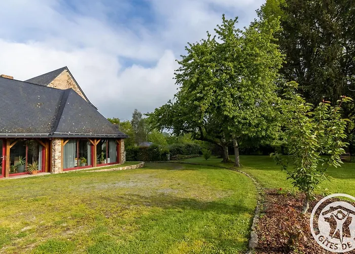 D'hôtes Avec Piscine Et Petit-déjeuner Proche D'angers - Fr-1-622-84 Couette-café 3*