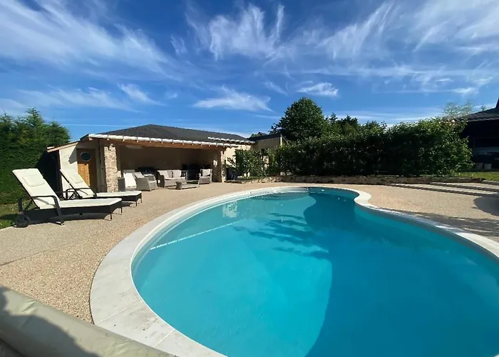 D'hôtes Avec Piscine Et Petit-déjeuner Proche D'angers - Fr-1-622-84